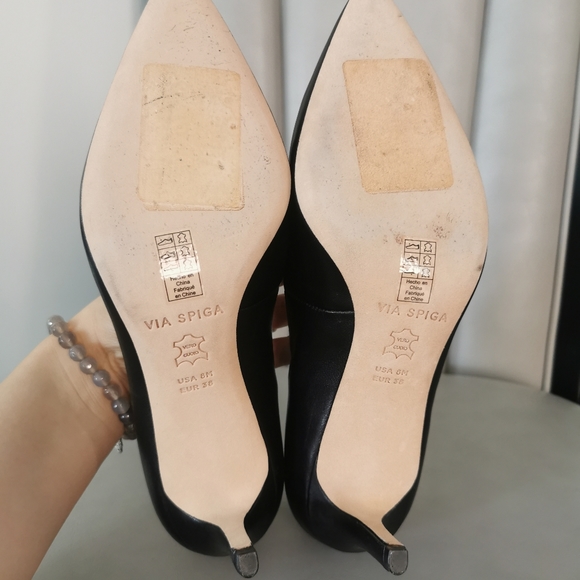 New Via Spiga Black Leather Kitten Pumps Size 8 - Picture 5 of 7